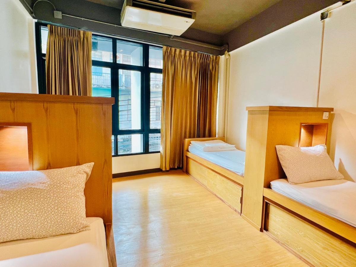 Daraya Hostel Bangkok Exterior photo