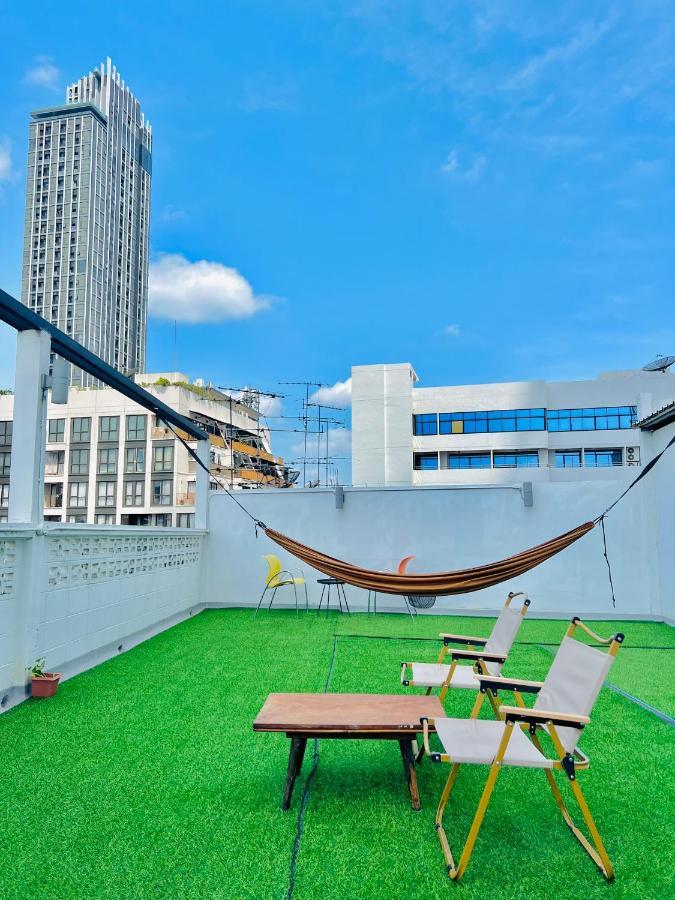 Daraya Hostel Bangkok Exterior photo